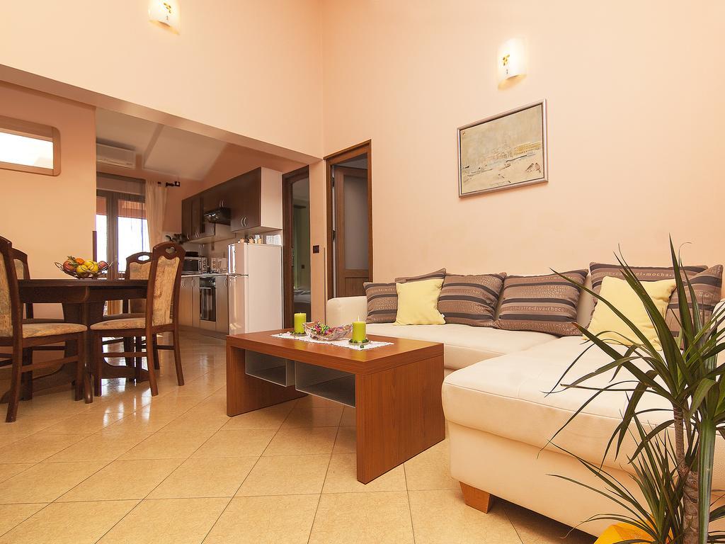 Apartments Cvek Rovinj Exterior foto
