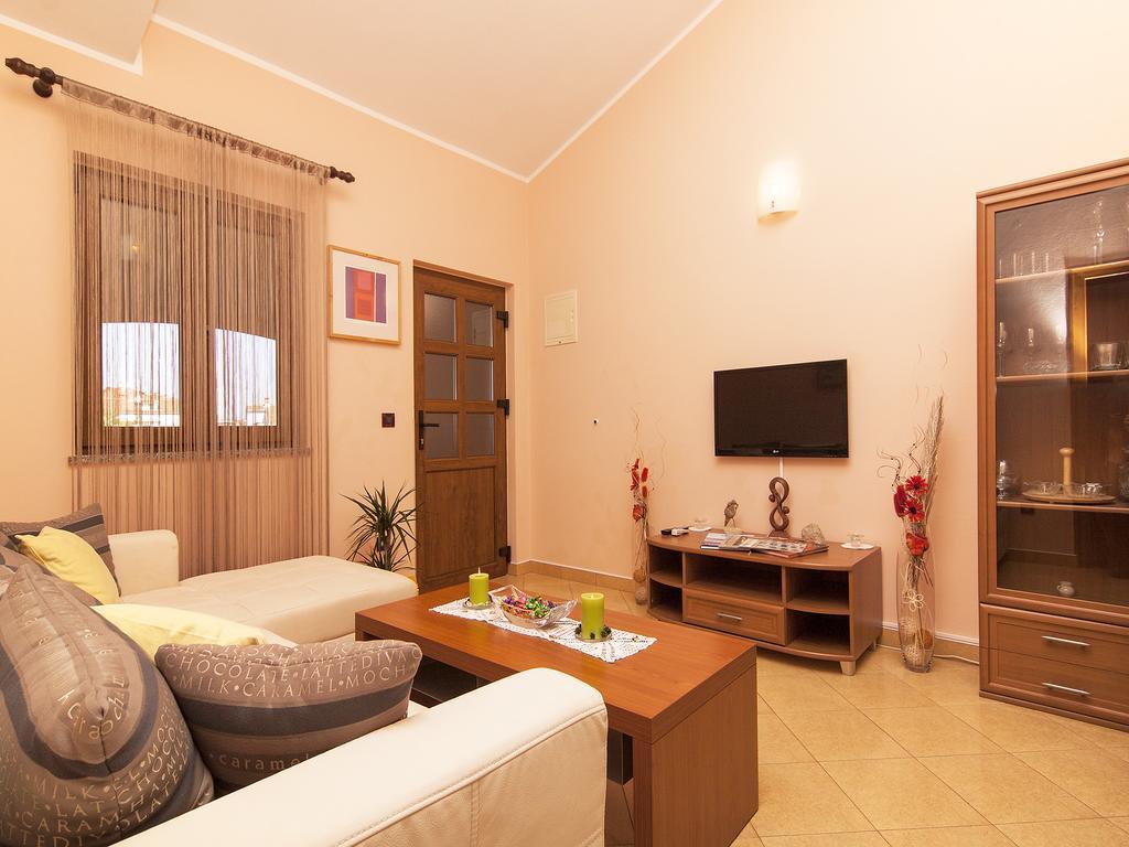 Apartments Cvek Rovinj Exterior foto
