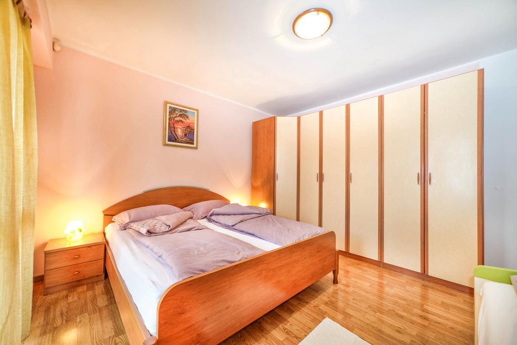 Apartments Cvek Rovinj Exterior foto
